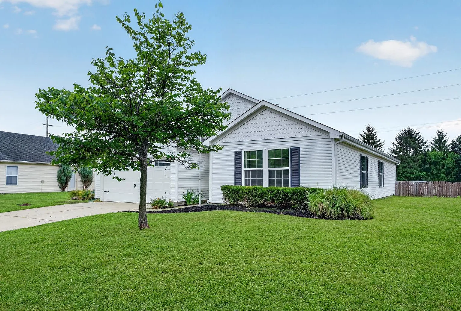 7753 Sunflower Dr — Photo 3