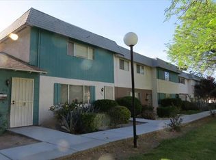 229 Greenbriar Townhouse Way, Las Vegas, NV 89121