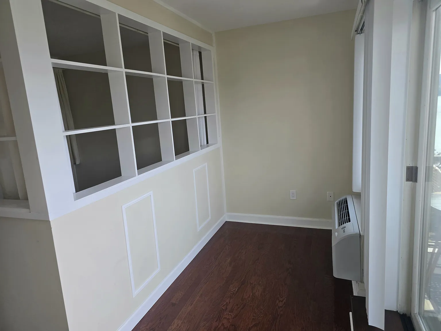 1 bed, 849 sqft, $2,950 — Photo 1