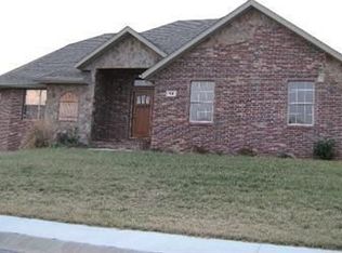 900 N 21st Ave, Ozark, MO 65721