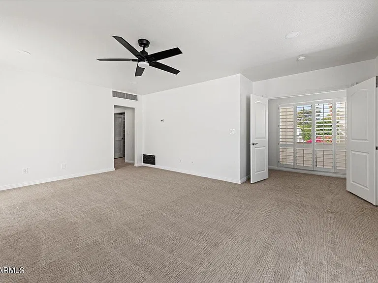 4327 N 69th Way — Photo 27