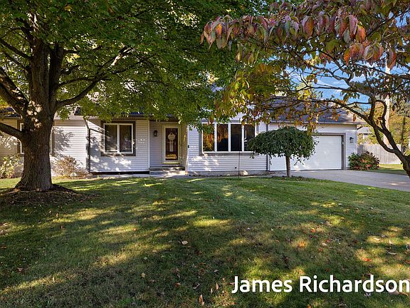 2nd image of 15249 Widgeon Rd