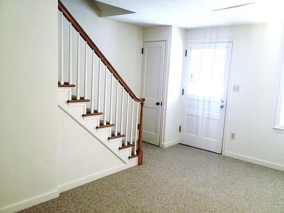 Entrance & Living Room