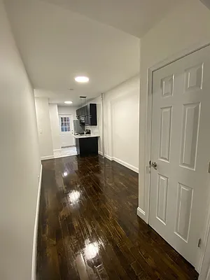 Rented by Besen Partners, LLC | media 20