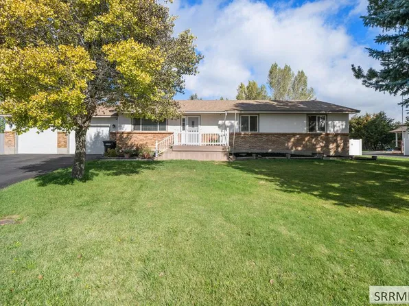 4245 E Wanda St, Ammon, ID 83406
