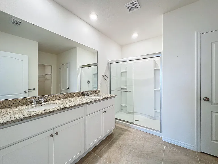 1043 Cascade Dr — Photo 18