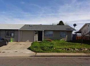 1903 Spruce Cir, Anderson, CA