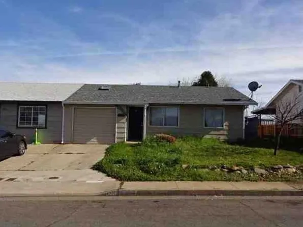 1903 Spruce Cir, Anderson, CA 96007