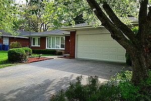 1st image of 17208 Greenwood Ave