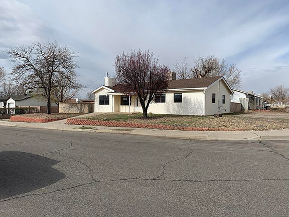 2nd image of 1503 N Cochiti Ave