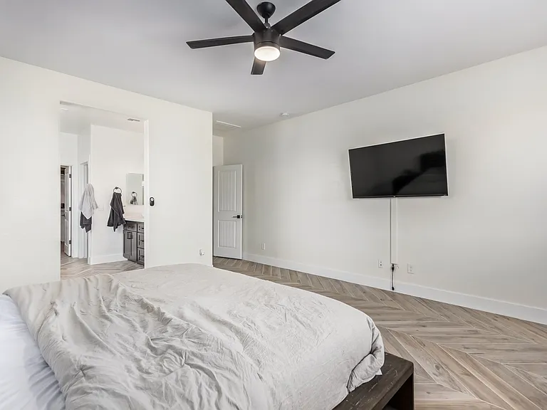12152 W Winslow Ave — Photo 20