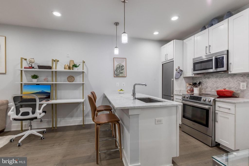 1412 Chapin St NW APT 5, Washington, DC - View 6