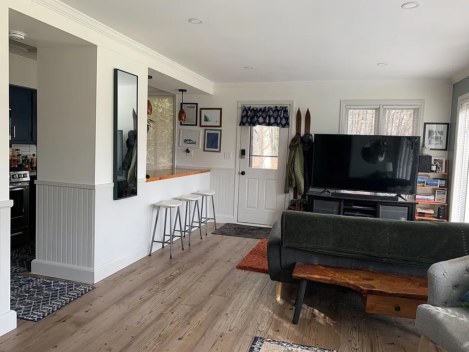 Open living concept with abundant natural light!