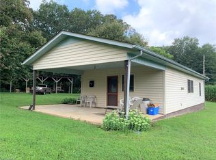 1028 King Billings Rd, Traphill, NC 28685