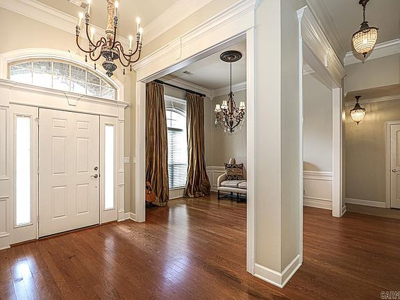 5th image of 4231 Robinwood Cir