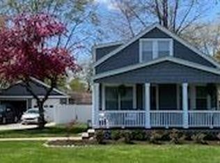 22435 Tuck Rd, Farmington Hills, MI 48336