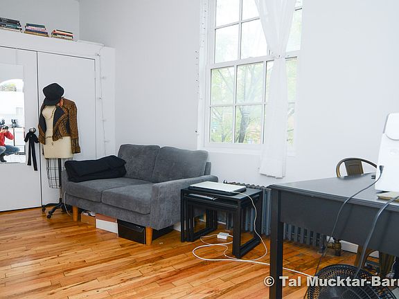 4th image of 500 Hudson St #3