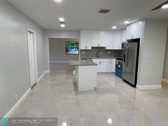 3rd image of 1810 SW 65th Ave