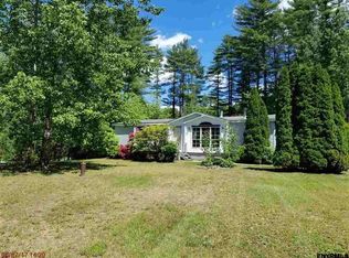 103 S Pinetree Dr, Gloversville, NY 12078