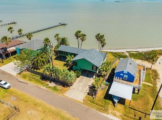 119 Fox Dr, Port Mansfield, TX 78598
