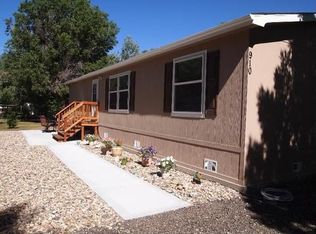 910 S 5th St, Douglas, WY 82633