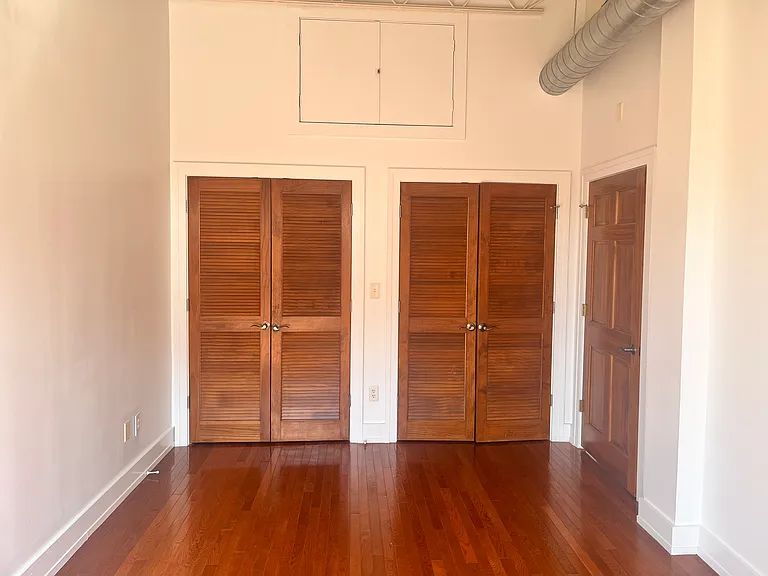 107 1st St S #306 — Photo 9