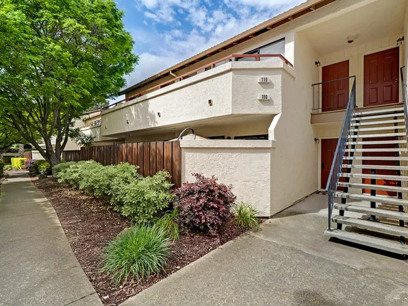 5020 Valley Crest Dr, Concord, CA 94521
