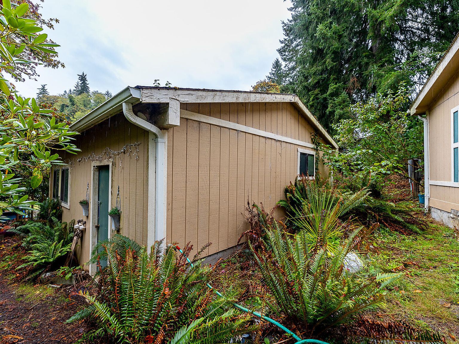 923 SE Loren Ln, Toledo, OR 97391 | Zillow