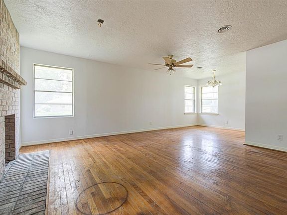 4th image of 5056 Lido Ln