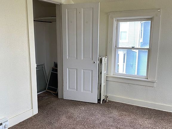 3rd image of 517 N Pearl St