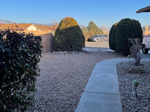 4th image of 4416 Hillspire Ct NW