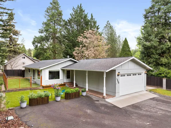 1500 NW B St, Grants Pass, OR 97526