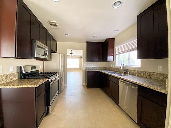 5th image of 5808 Blush Ave