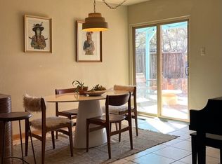 2084 Placita De Vida, Santa Fe, NM 87505