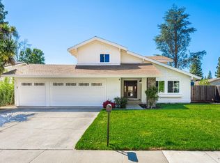 6 Rivermoor Ct, Sacramento, CA