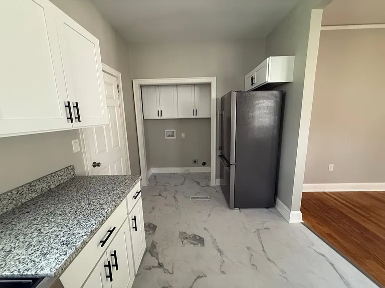 3428 Rosewood Dr — Photo 10