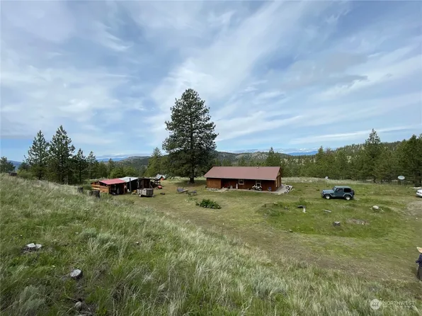 371 Cayuse Mountain Road, Tonasket, WA 98855