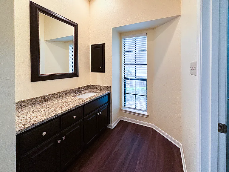 9 Chapel Hill Cir — Photo 32