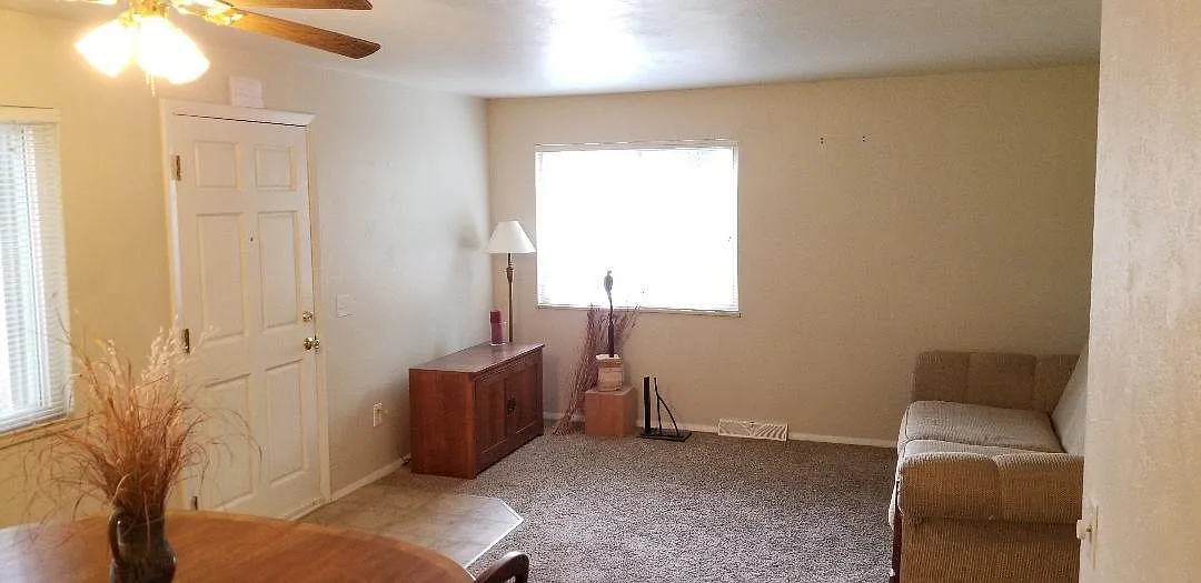 2 bed, 768 sqft, $1,850 — Photo 2