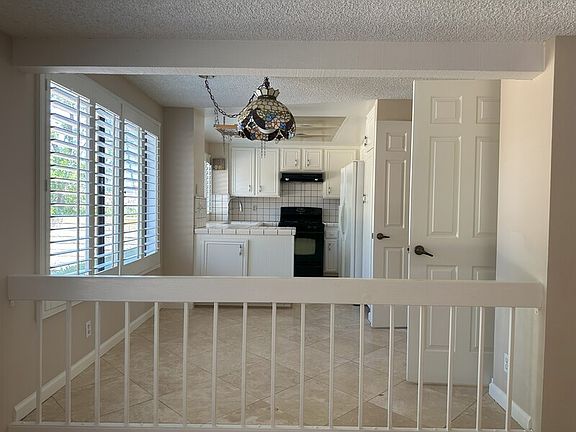 5th image of 3059 Delacodo Ave