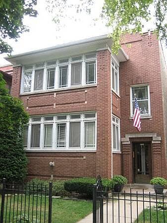 1st image of 4734 N Rockwell St #1