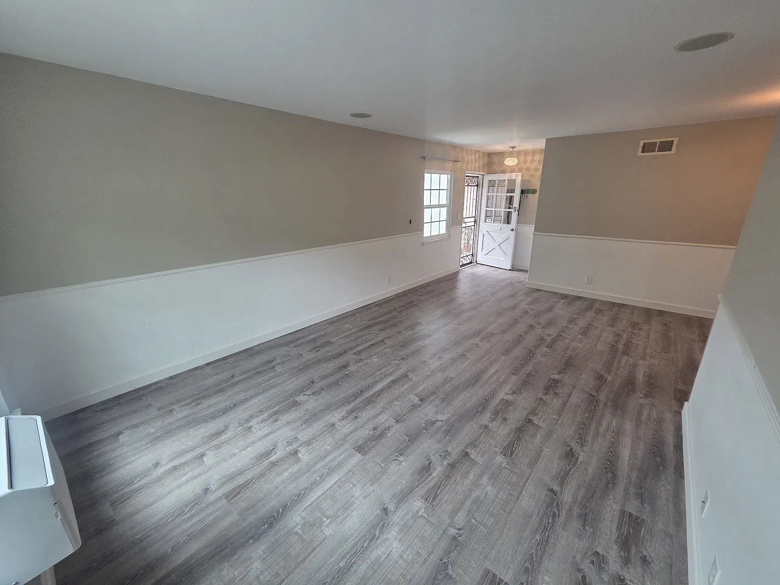 2 bed, 1.5 bath, 1150 sqft, $4,200 — Photo 3