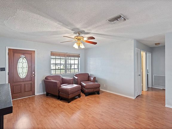 5th image of 2404 NW 55th Street
