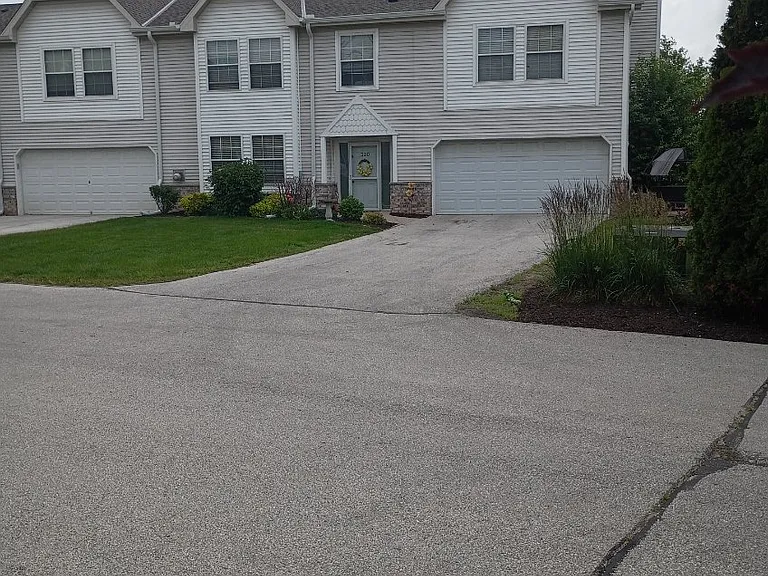 320 Jennifer Ln — Photo 29