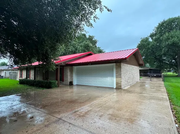 10922 Glenoaks St, Beaumont, TX 77705
