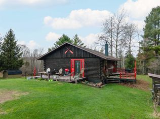 10681 Section 6 Rd, Trout Creek, MI 49967