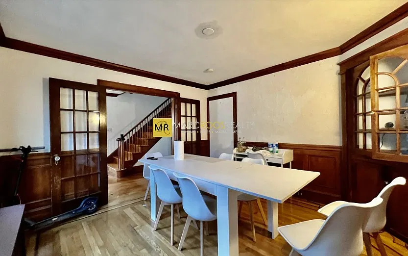 116 Lake St — Photo 1