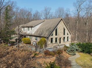 4495 Beards School Rd, Spring Grove, PA 17362