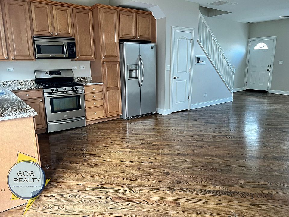 1st image of 7004 W Medill Ave #7004