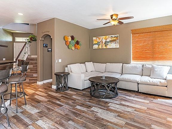 3rd image of 2679 Lawry Dr